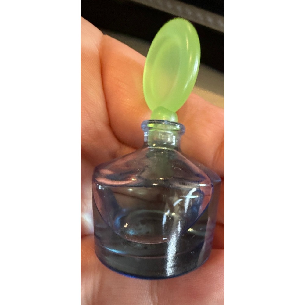 Liz Claiborne Curve for Women Parfum Splash Miniature Bottle .18 fl oz Vintage - Picture 1 of 3